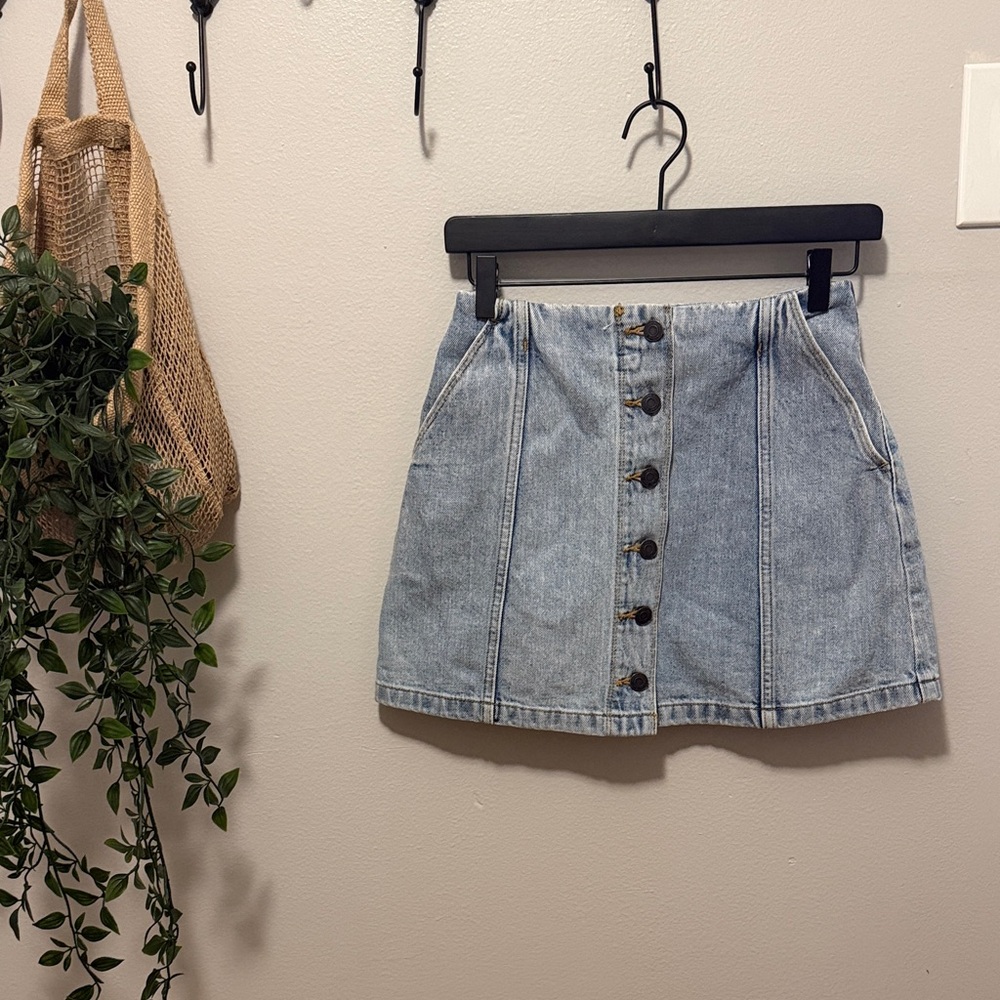 Wilfred Free Ahrens Button Front Mini Skirt